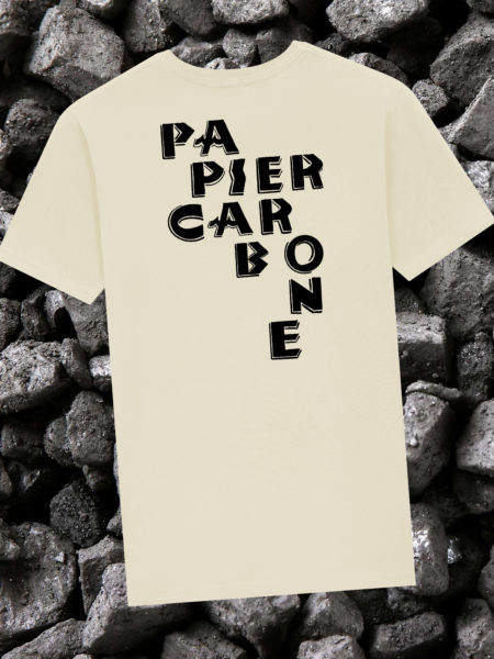 Tee-shirt Papier Carbone par Charlotte Crash